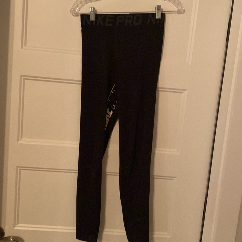 Nike Pro Medium - image 1